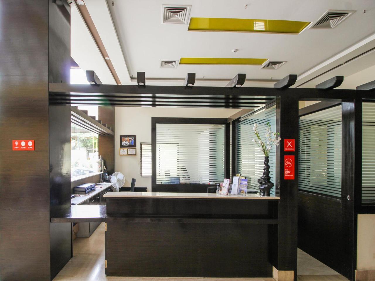 Rio Meridian Hotel Mysore Extérieur photo