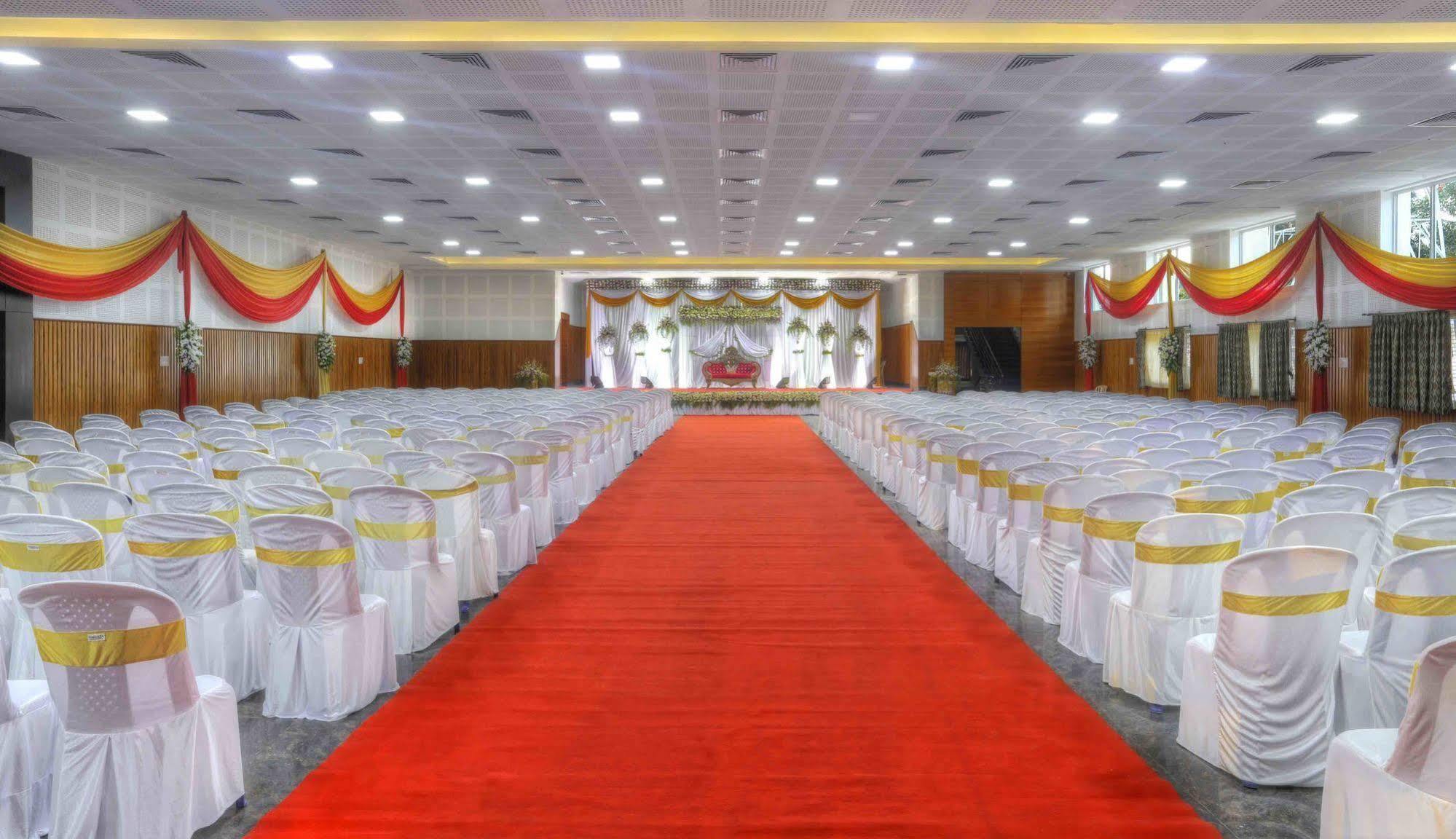 Rio Meridian Hotel Mysore Extérieur photo