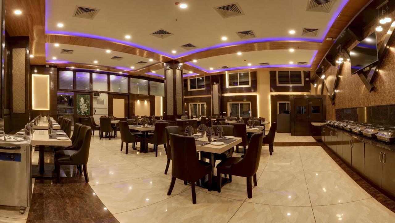 Rio Meridian Hotel Mysore Extérieur photo