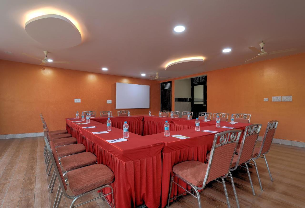 Rio Meridian Hotel Mysore Extérieur photo